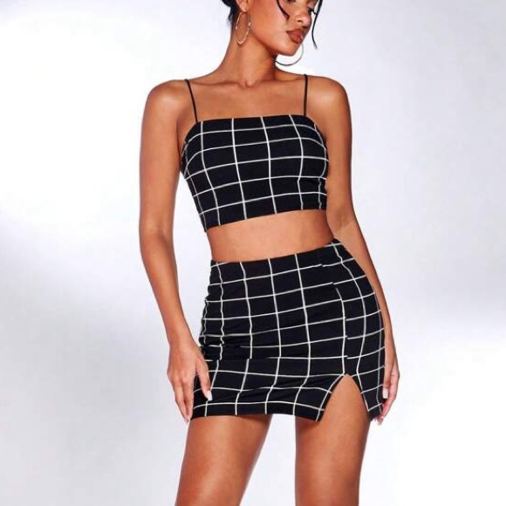 2 Piece Checkered Set - Form Fitting / Sexy